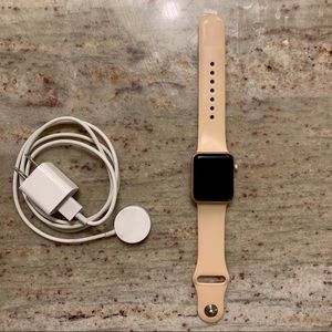 Series 2 Apple Watch Pink/Rose Gold